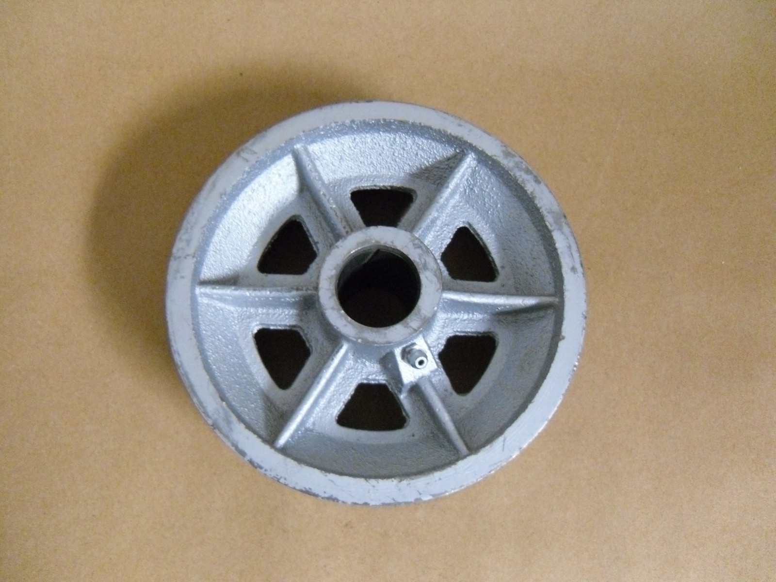 6X2 CAST IRON V-GROOVE WHEEL 1.126″ BORE HOLE SIZE