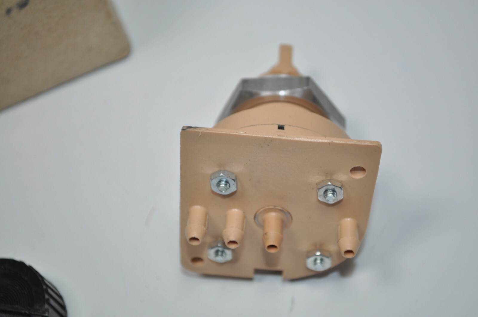 INVENSYS T.A.C PNEUMODULAR Pneumatic Regulator Gradual Switch 20 PSIG 2390-501