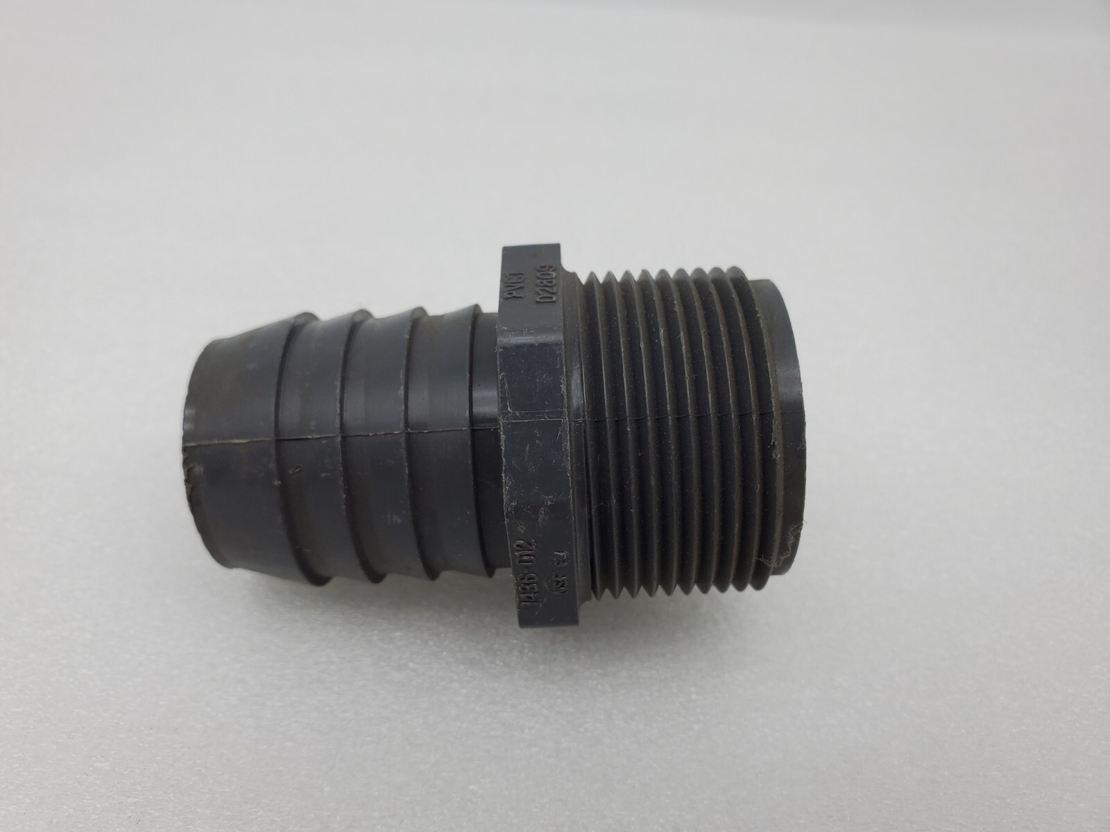 Spears Gray Straight Insert Adapter 1-1/4″ Thread to Barb 1″ID (1-1/2″OD) TT302