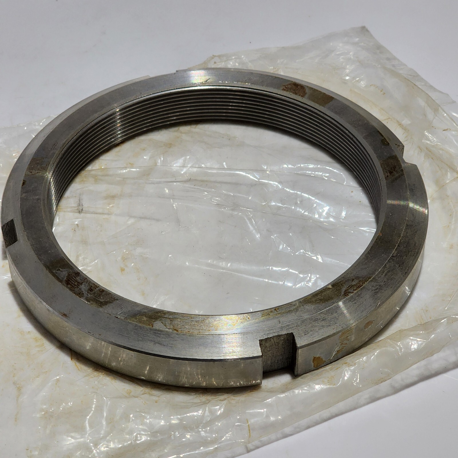 KM26 M Series Bearing Lock Nut – M130x2 mm Thread Size, 165x149x21mm