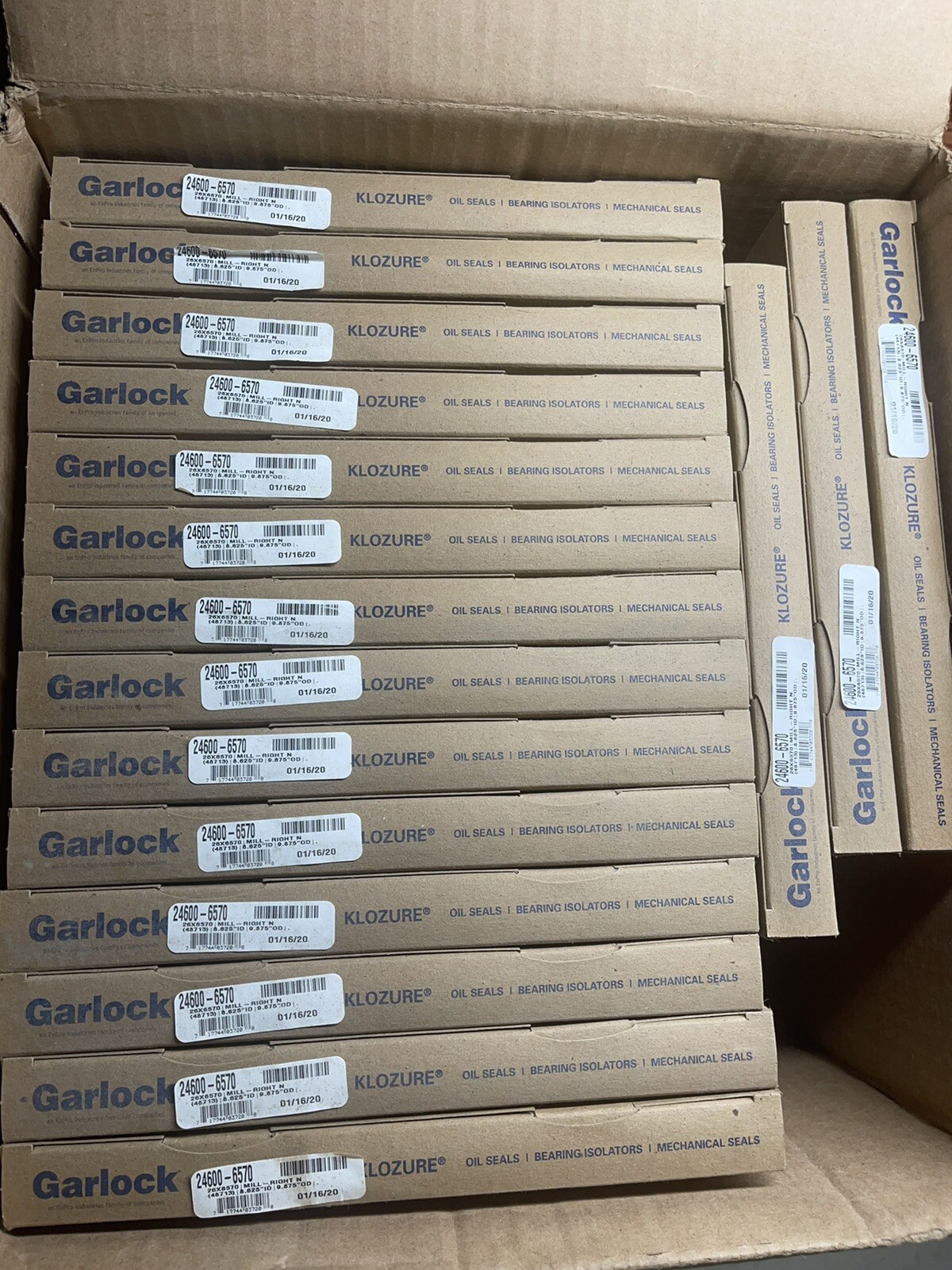24600-6570 Garlock Klozure Seal 8.625″ Shaft Dia x 9.875″ Bore X .625 Oil Seal