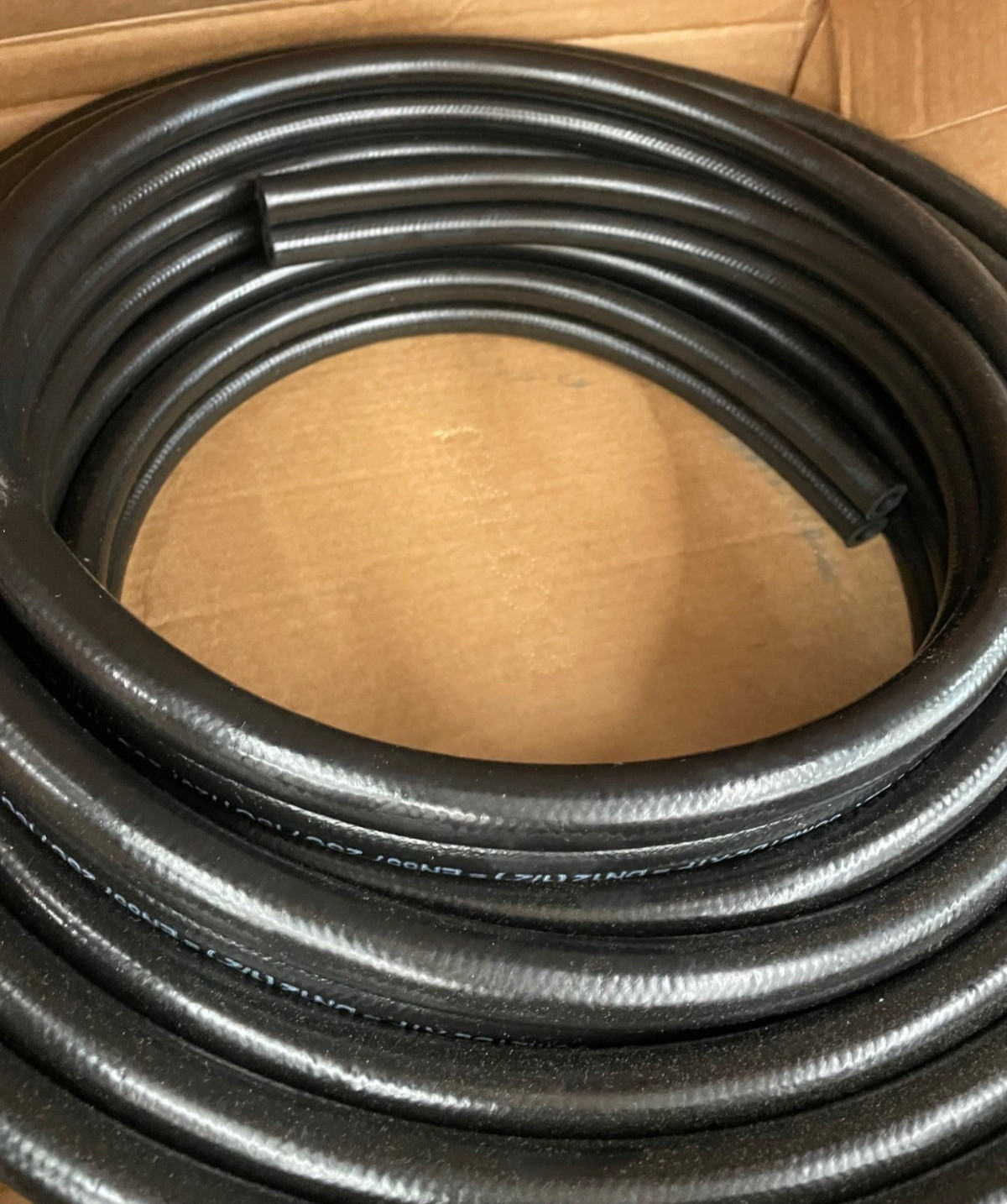 1/2″ Twin Line Hydraulic Hose MegaFlex Connected 85390 Gates 8CM2TDL-XTF 15 Feet