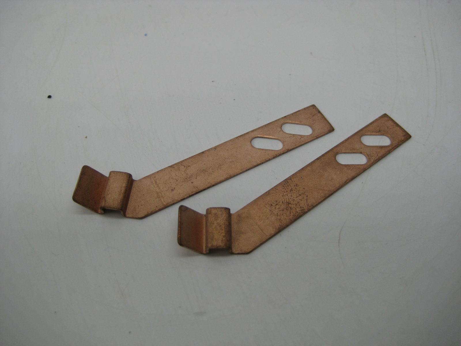 L&N 028162 DOOR CATCH LOT OF 2 NSNP