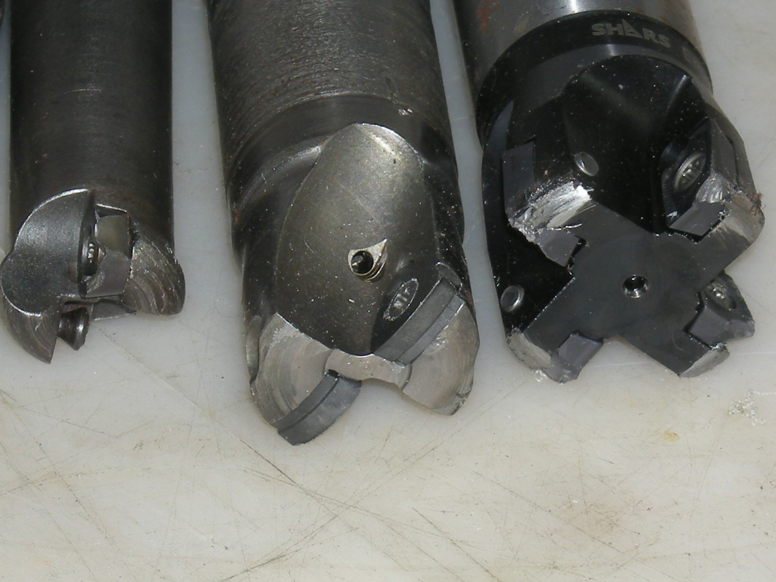 Lot of 8 ea, Indexable Insert Endmills 1″ to 1-1/2″ – Some are missing scrws