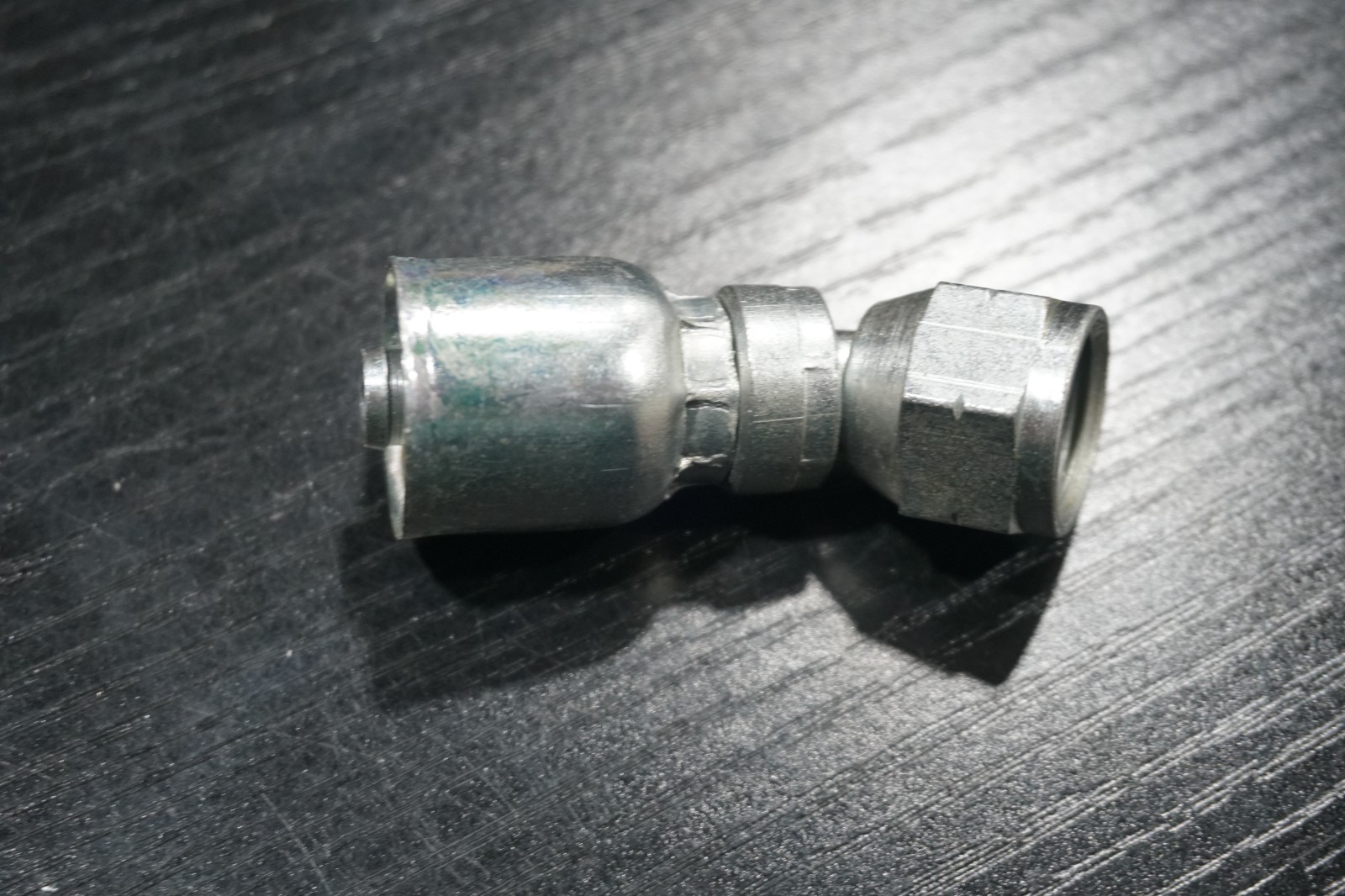 Aeroquip FJ3246-0606S FITTING-P DIN1S/SAER1 SAE45, Free Shipping