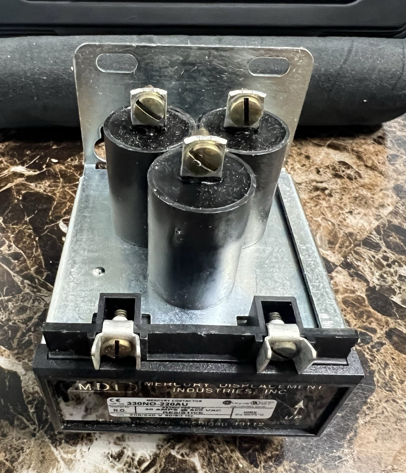 MDI Mercury Contactor 330NU-220AU, 30 A, 3 Pole, 600 VAC, 208/240 V, 50/60 Hz