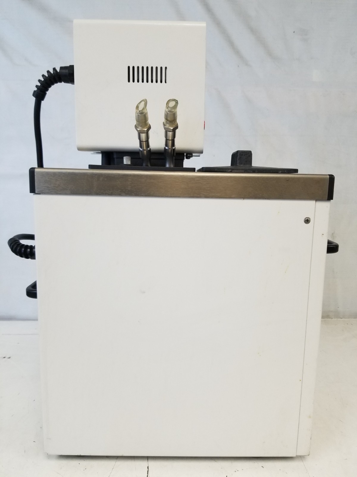 THERMO SCIENTIFIC HAAKE DC 10 K10 CIRCULATING WATER BATH CHILLER