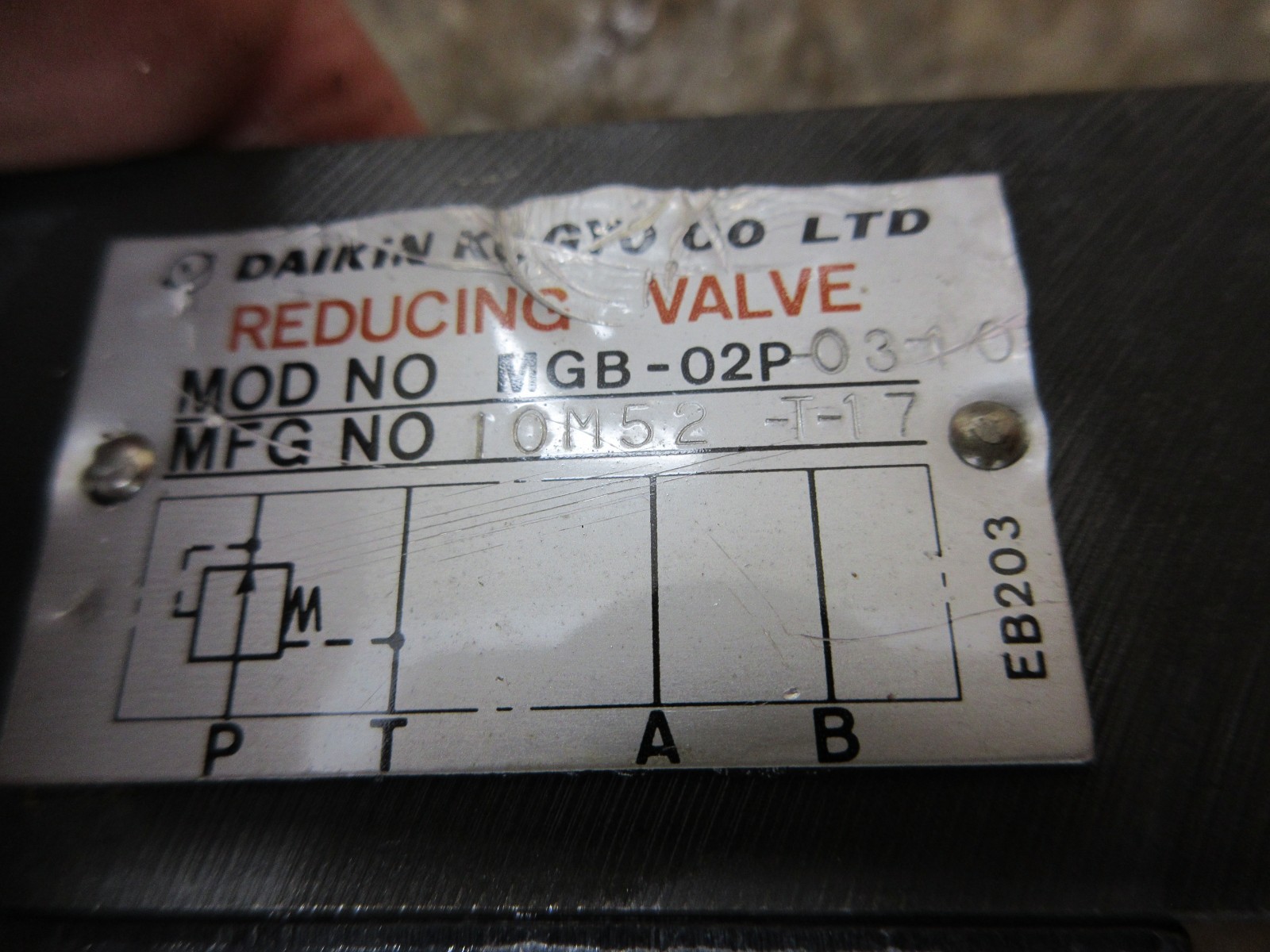 MORI SEIKI SL1 DAIKIN KOGYO REDUCING VALVE MGB-02P-03-10