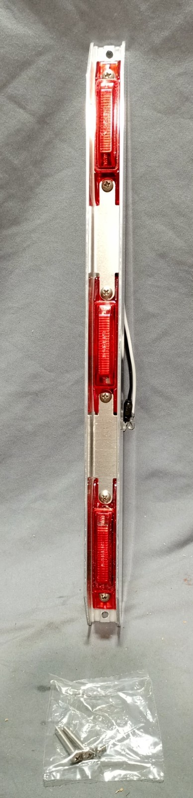 Truck-Lite 35740R 17″ LED Identification Bar Kit Red 3-Light Aluminum