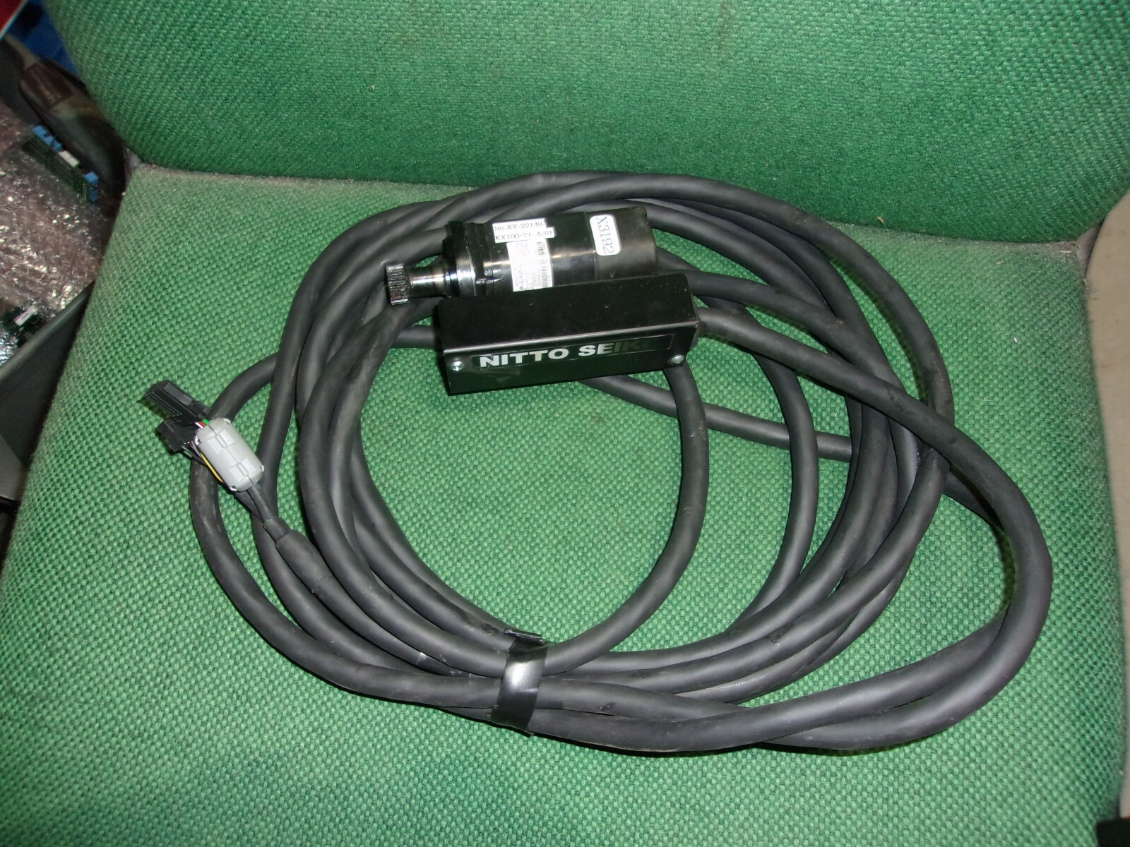 YASKAWA SERVO MOTOR SGM-01A3NS31 (U.S. STOCK)