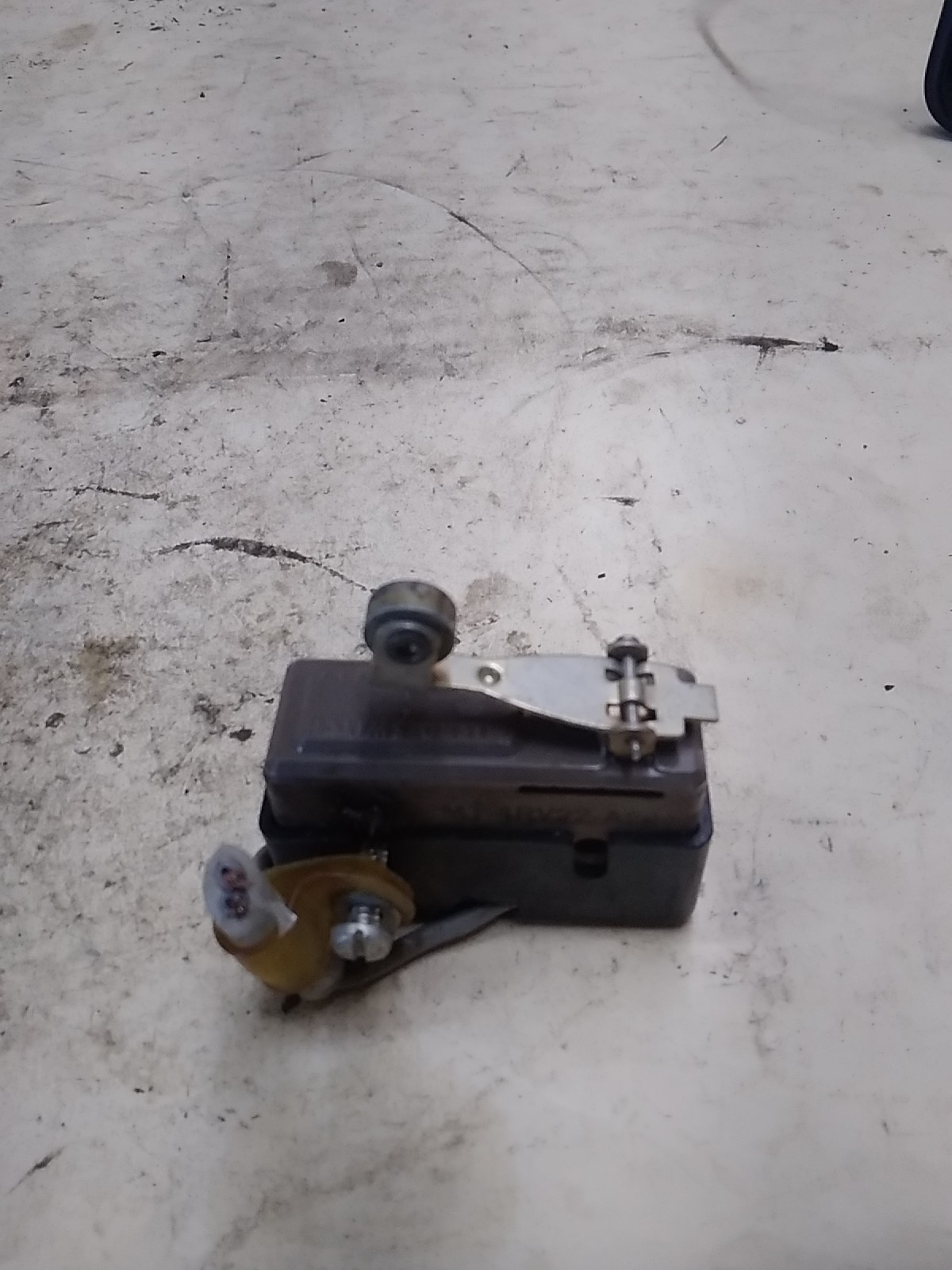 Honeywell MT-4RV22-A28 Micro Switch