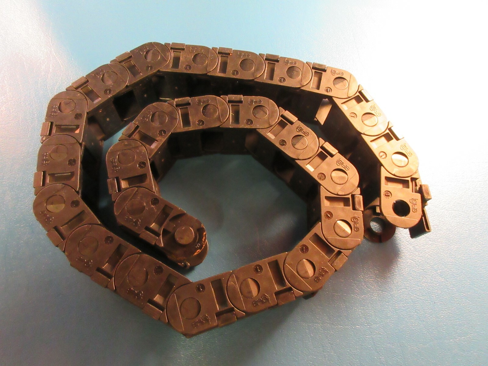 IGUS 15.025.038 24 Piece Energy Chain Cable +one 1025-34 PZMC Bracket,15-025-038