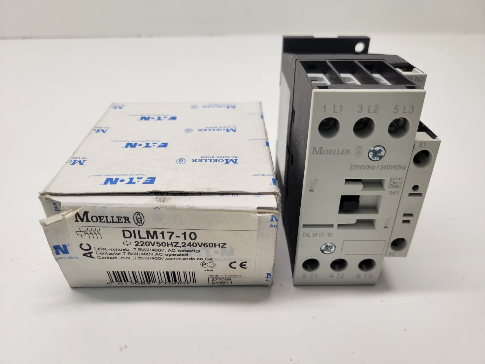 NEW OLD STOCK! EATON 220/240V CONTACTOR DILM17-10