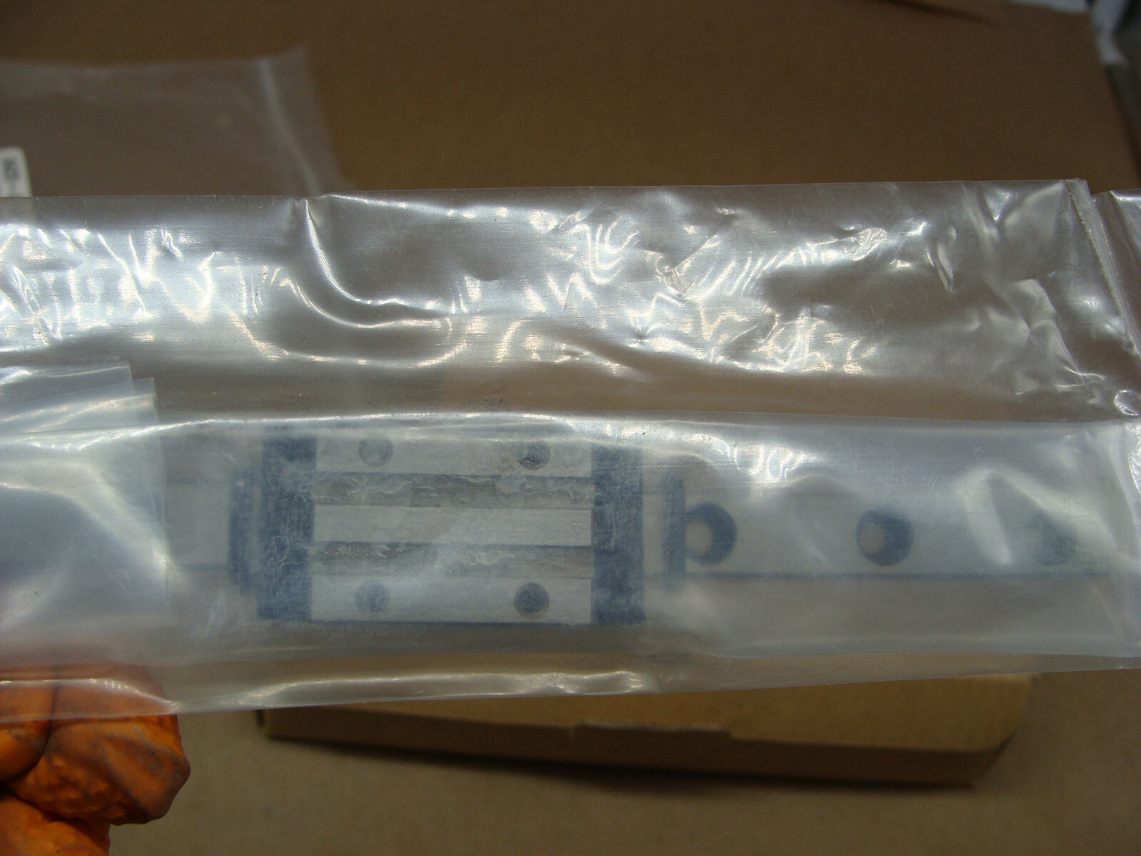 MINIATURE LINEAR GUIDE ASSEMBLY SELB10-135