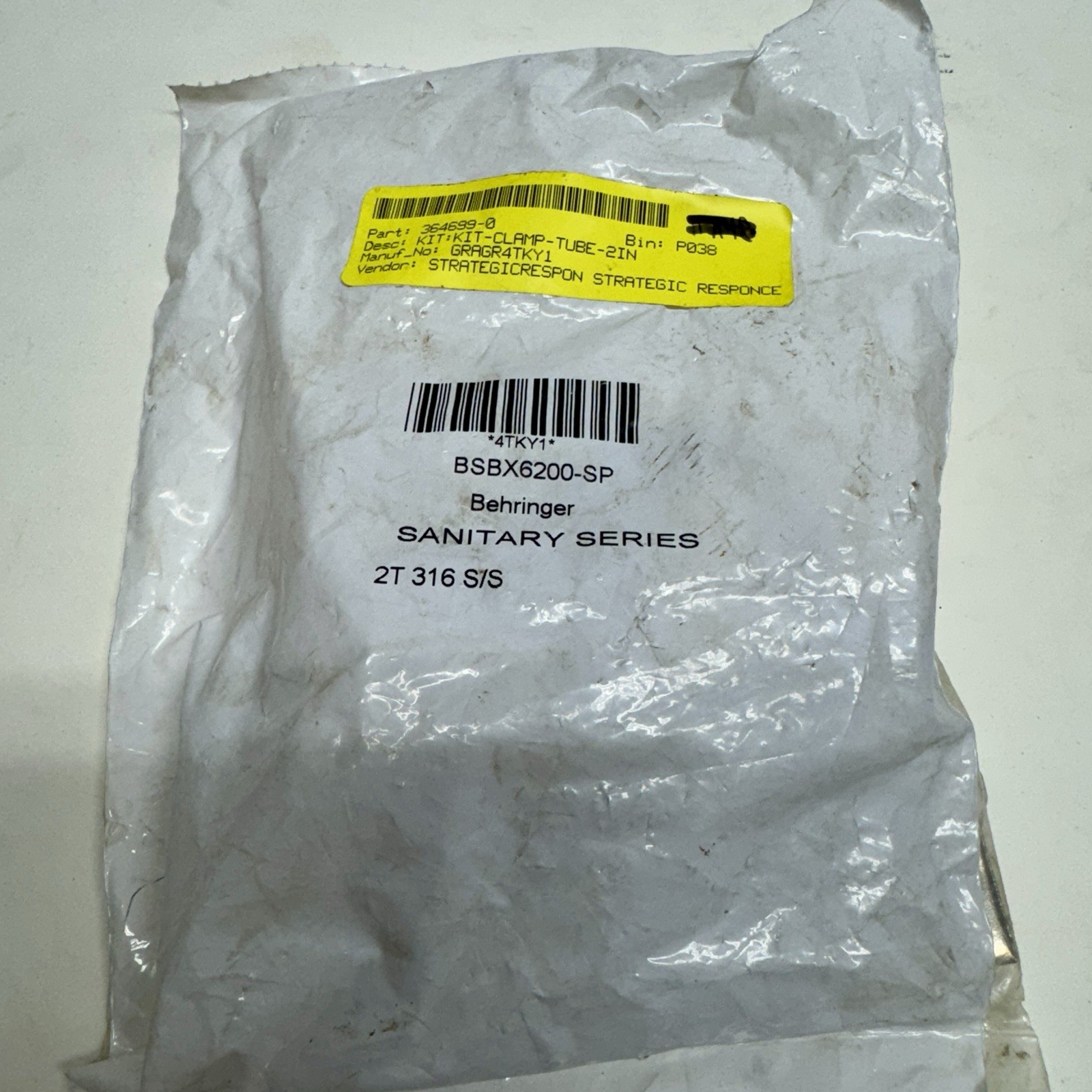BEHRINGER PIPE SYSTEMS BSBX7250-SP Beta Clamp,2 1/2″OD,1 7/32″W 4TKY4