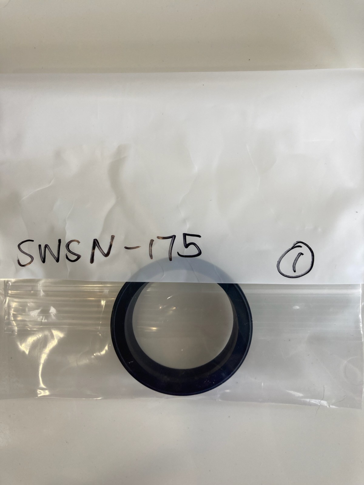 SWSN-175 Medium Duty Hydraulic Wiper Ring 1.750″ ID x 2.250″ OD Buna-N 1PC
