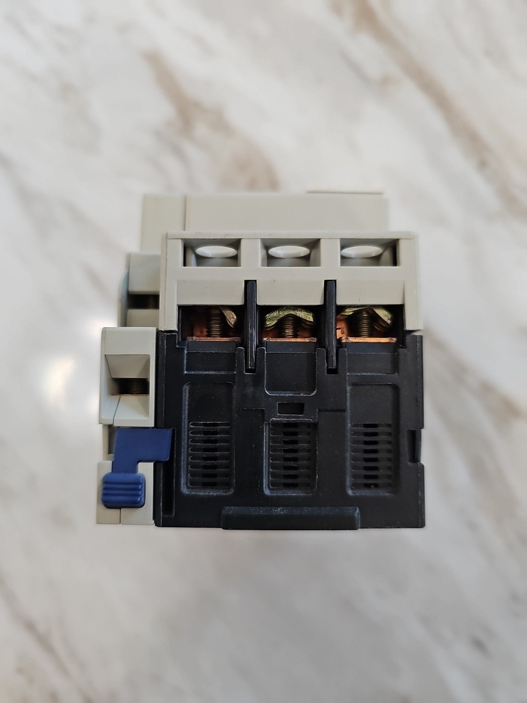 TELEMECANIQUE GV2-M08 CONTACTOR BREAKER Plus GV2-AN11
