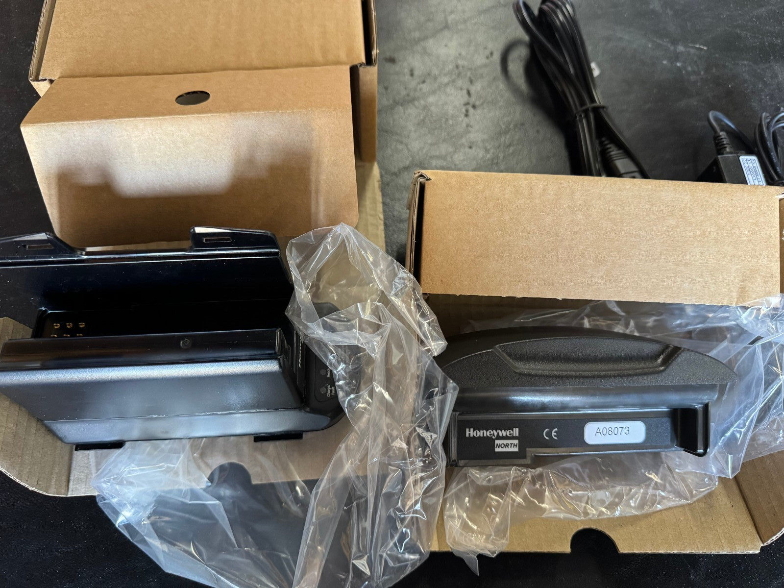 Honeywell North Battery Pack PA720 Battery Charger PA721 & Power cord