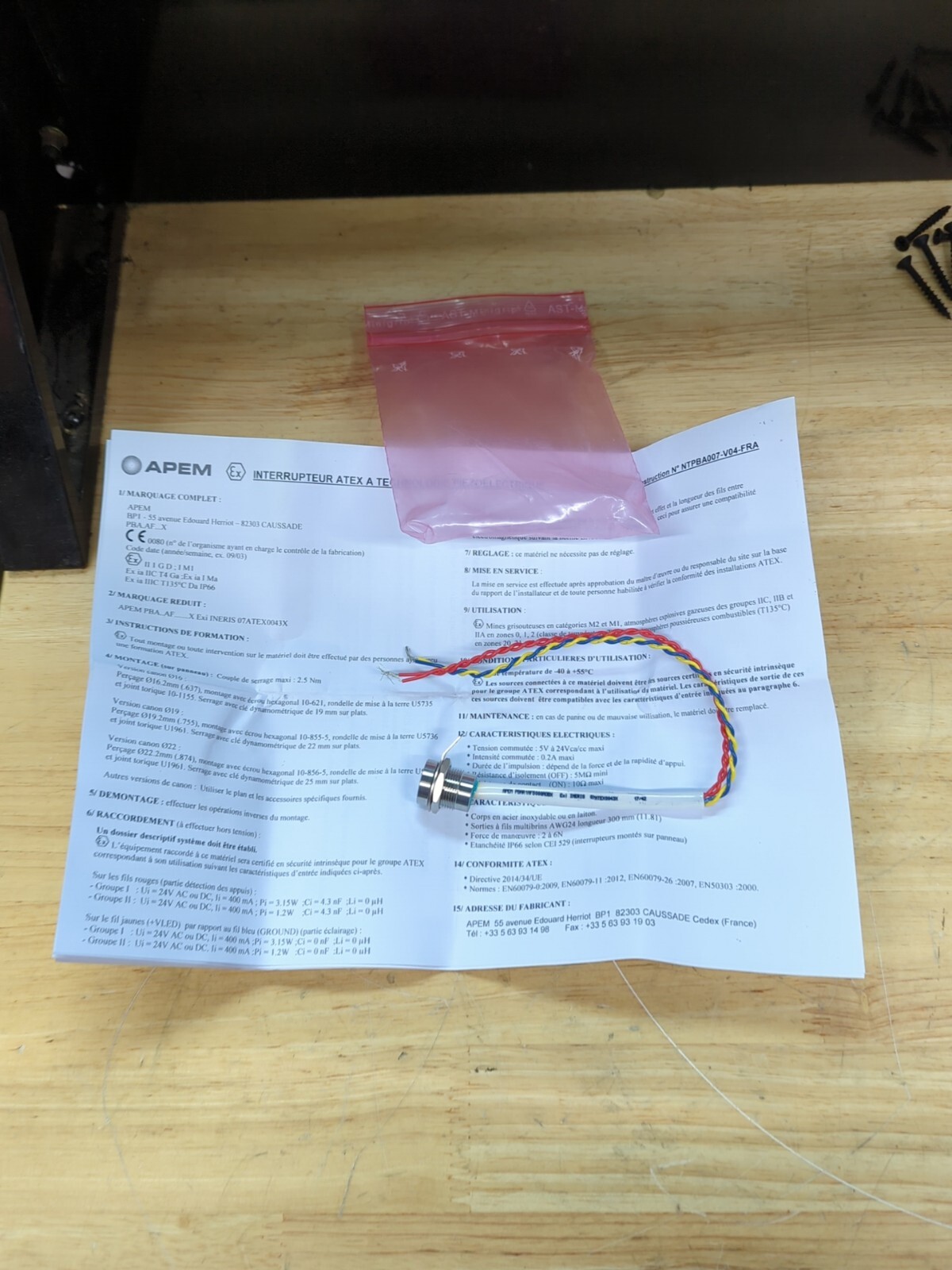 Apem PBAR1AFB000A0BX Piezo Switch 50 Ma 24 Vac/24 Vdc New NFP