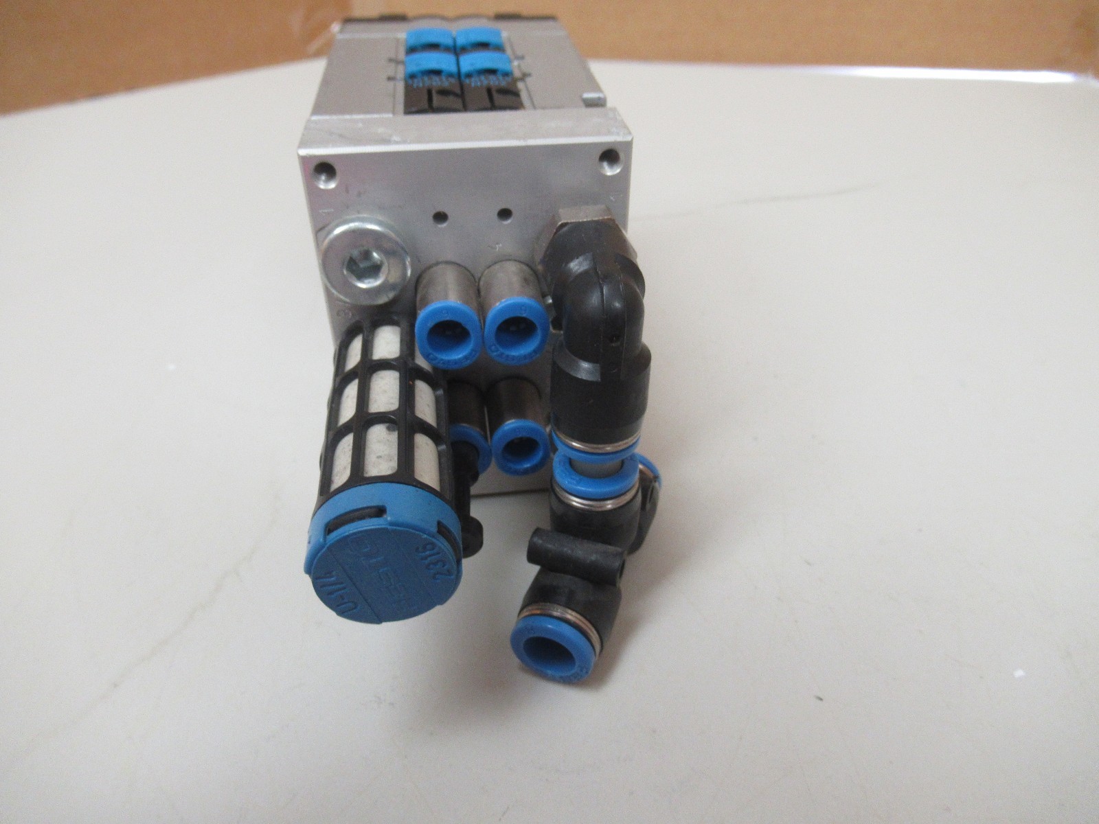 FESTO 161415 CPV-10-VI CPV10-VI-P2-M7 CPV10-GE-ASI-2-Z 18258 18200 161969 USED