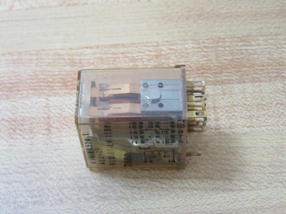 AMF Potter & Brumfield R10-E2520-1 Relay R10E25201