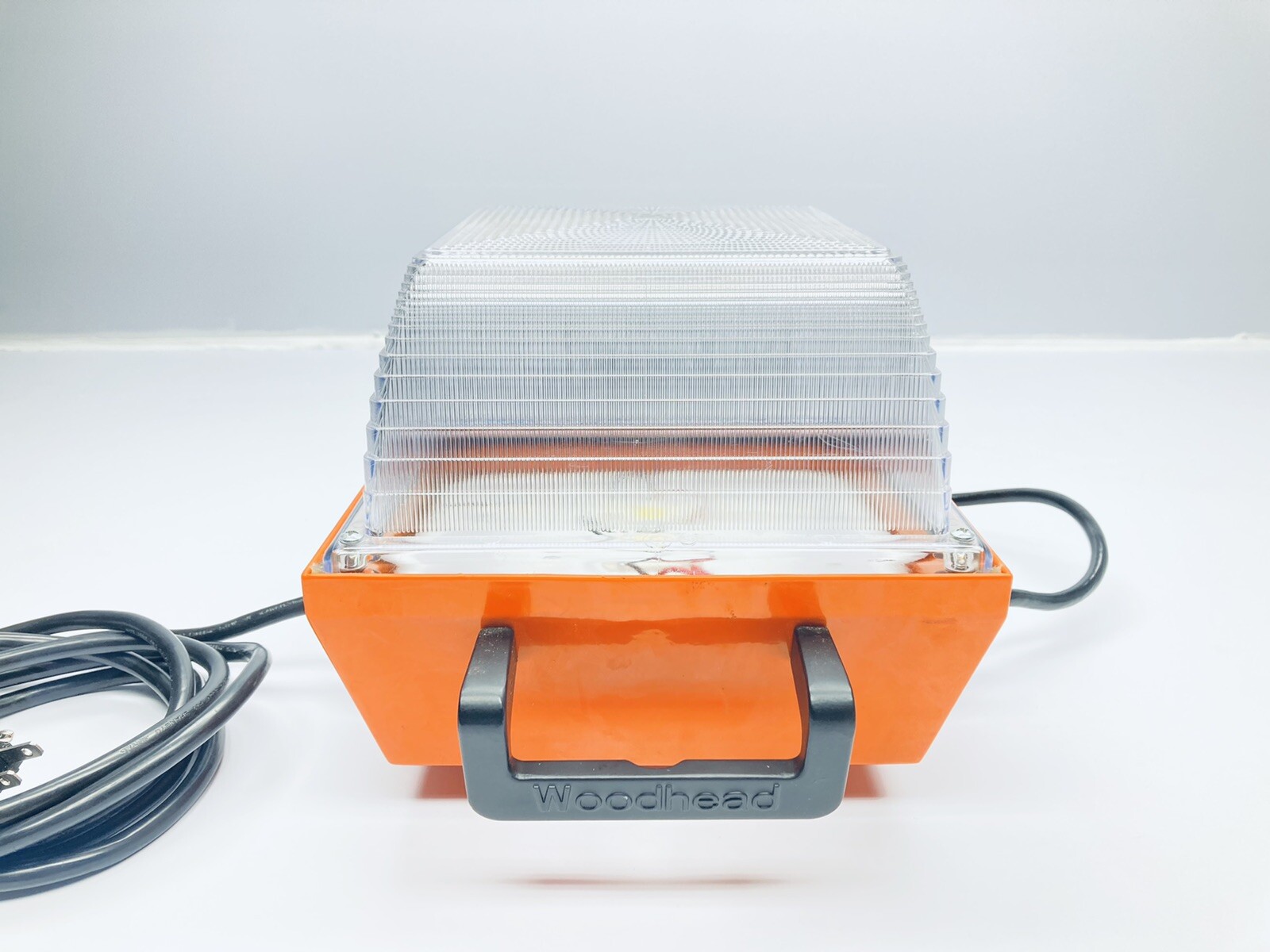 UNUSED WOODHEAD 8565F-LED MAGNET WORKLIGHT WATERTITE LED WIDE AREA LAMP 120V