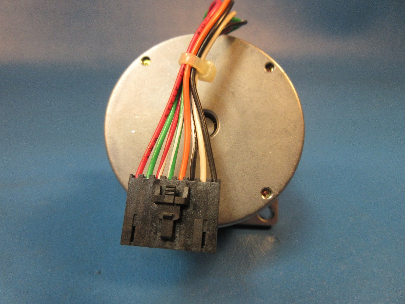 Applied Motion Products 5023-267 Stepper Motor, DC9.0V, 0.47A, Made in Japan
