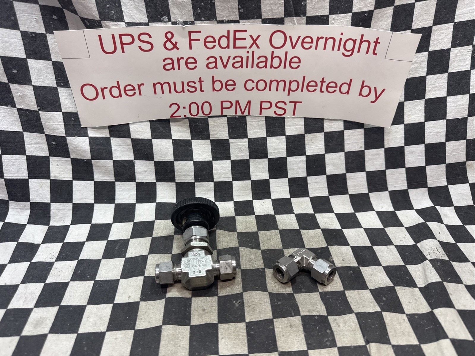 Swagelok SS-600-3 & SS-1RS6, Elbow & Needle Valve, LOT OF 2, SHIPSAMEDAY#133N6