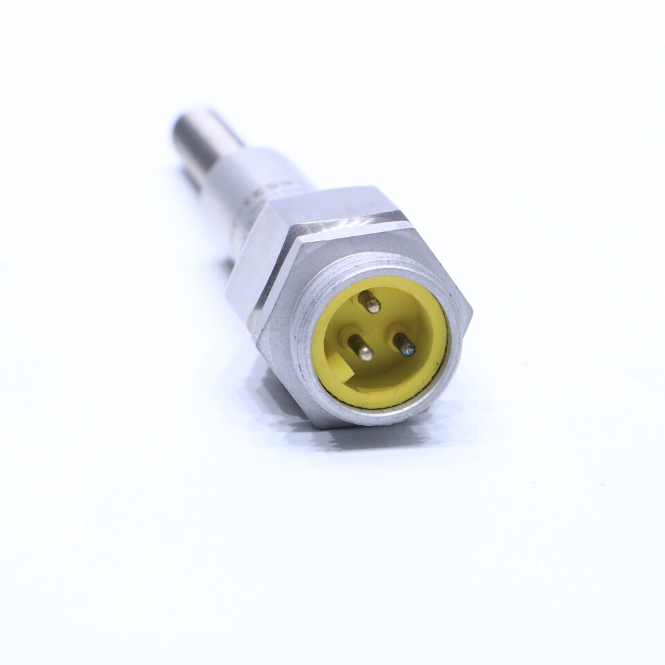 * NEW GO SWITCH 71-16521-DCA PROXIMITY LIMIT SWITCH