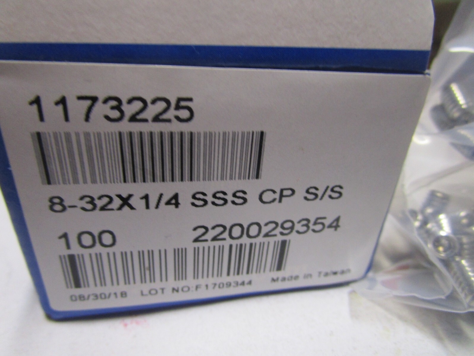 #8-32 x 1/4″ Hex Cup Point Grade 18-8 Stainless Steel Socket Set Screw QTY 100