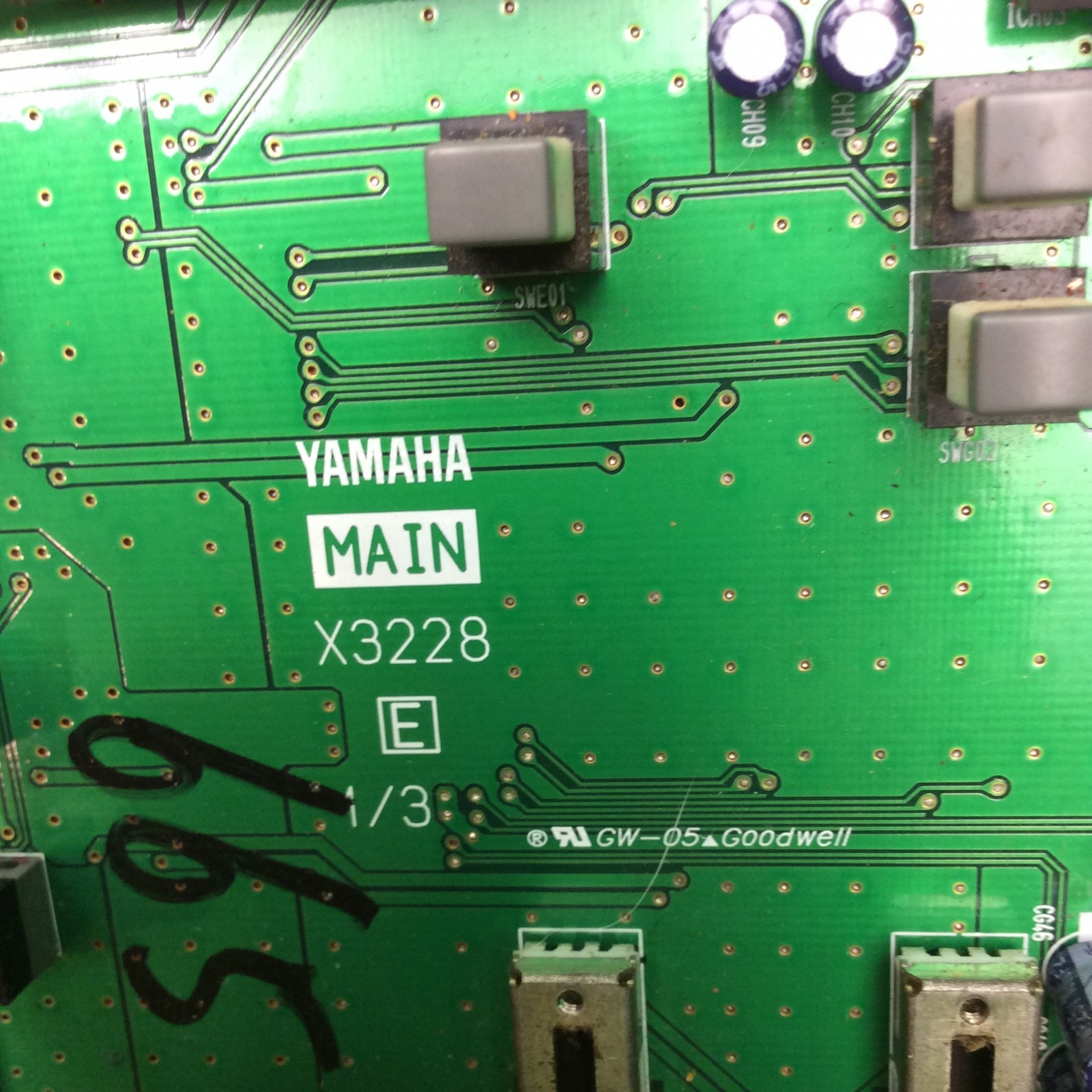 Yamaha MG16/4 Mixer Board X3228