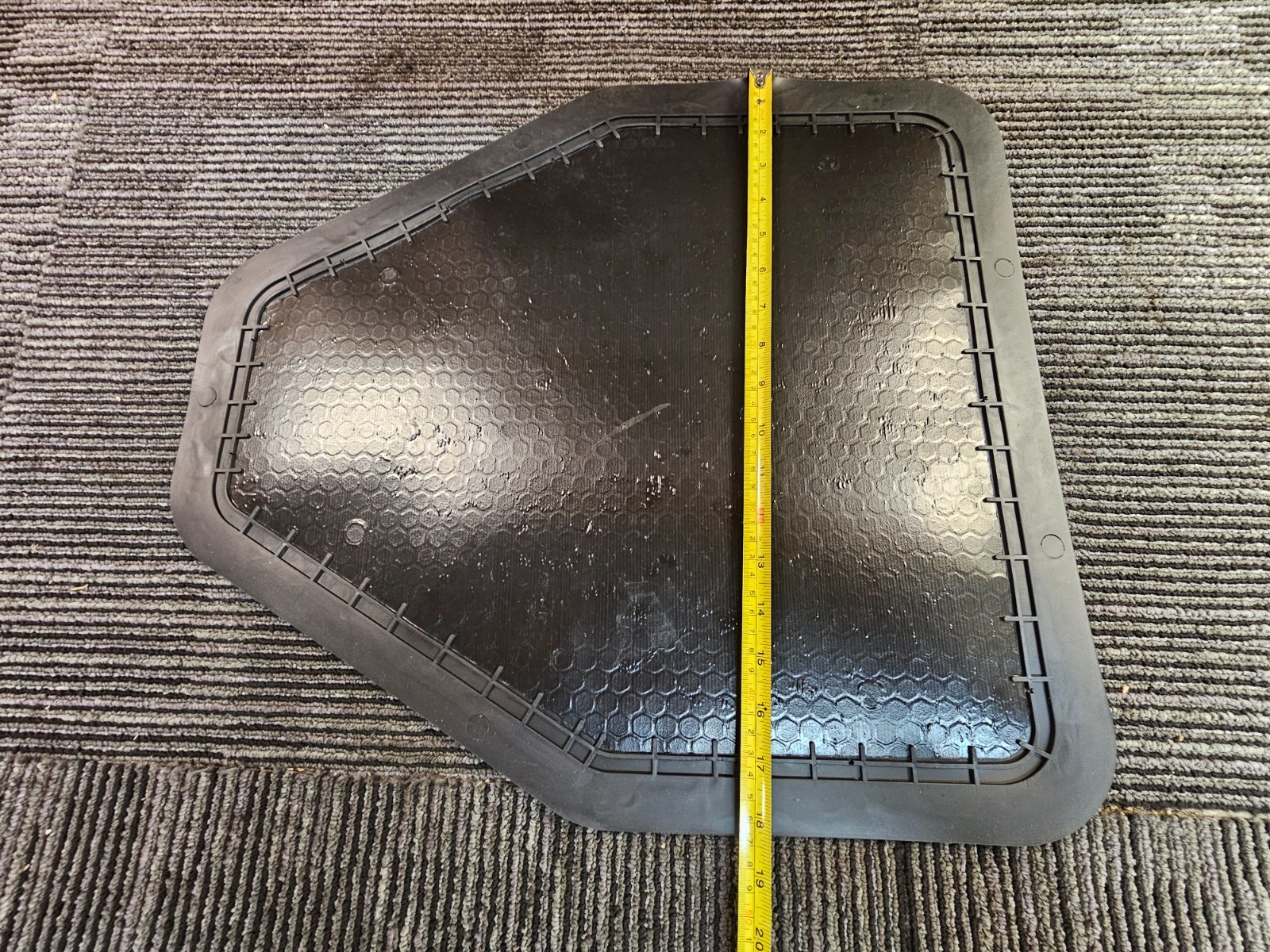 (QTY 6) Big-D Deo-Gard 17.5 x 20.5 Disposable Urinal Mat, Charcoal, Mountain Air