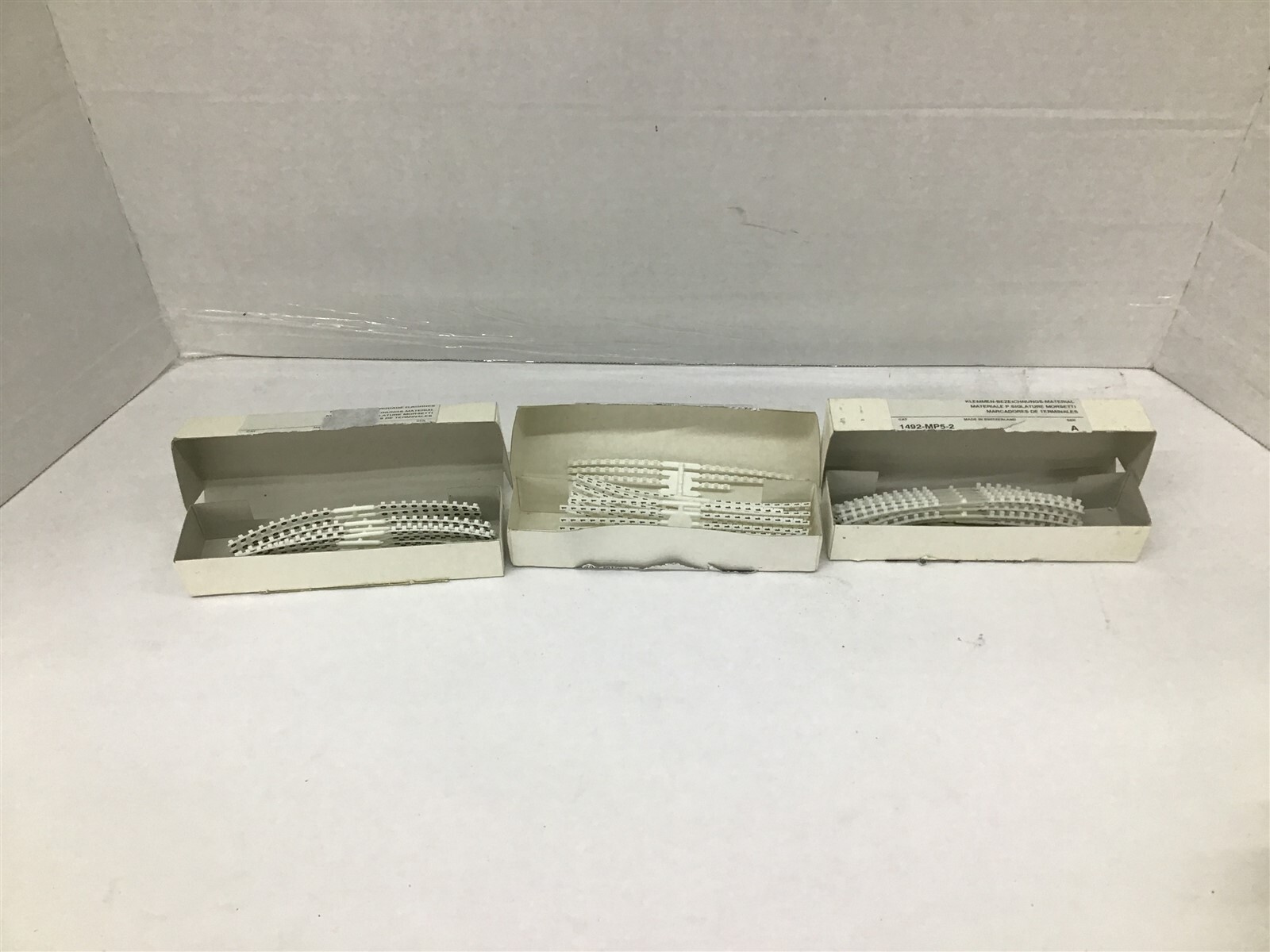 Allen-Bradley 1492-MP5-0 MP5-1 MP5-2 MP5-4 MP5-5 MP5-6 MP5-7 MP5-8 MO-5