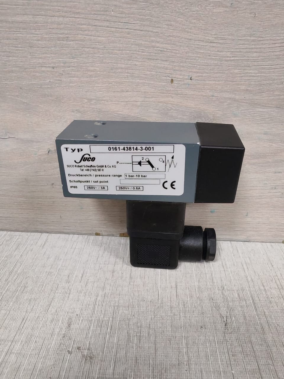 SUCO 0161-43814-3-001 PRESSURE SWITCH