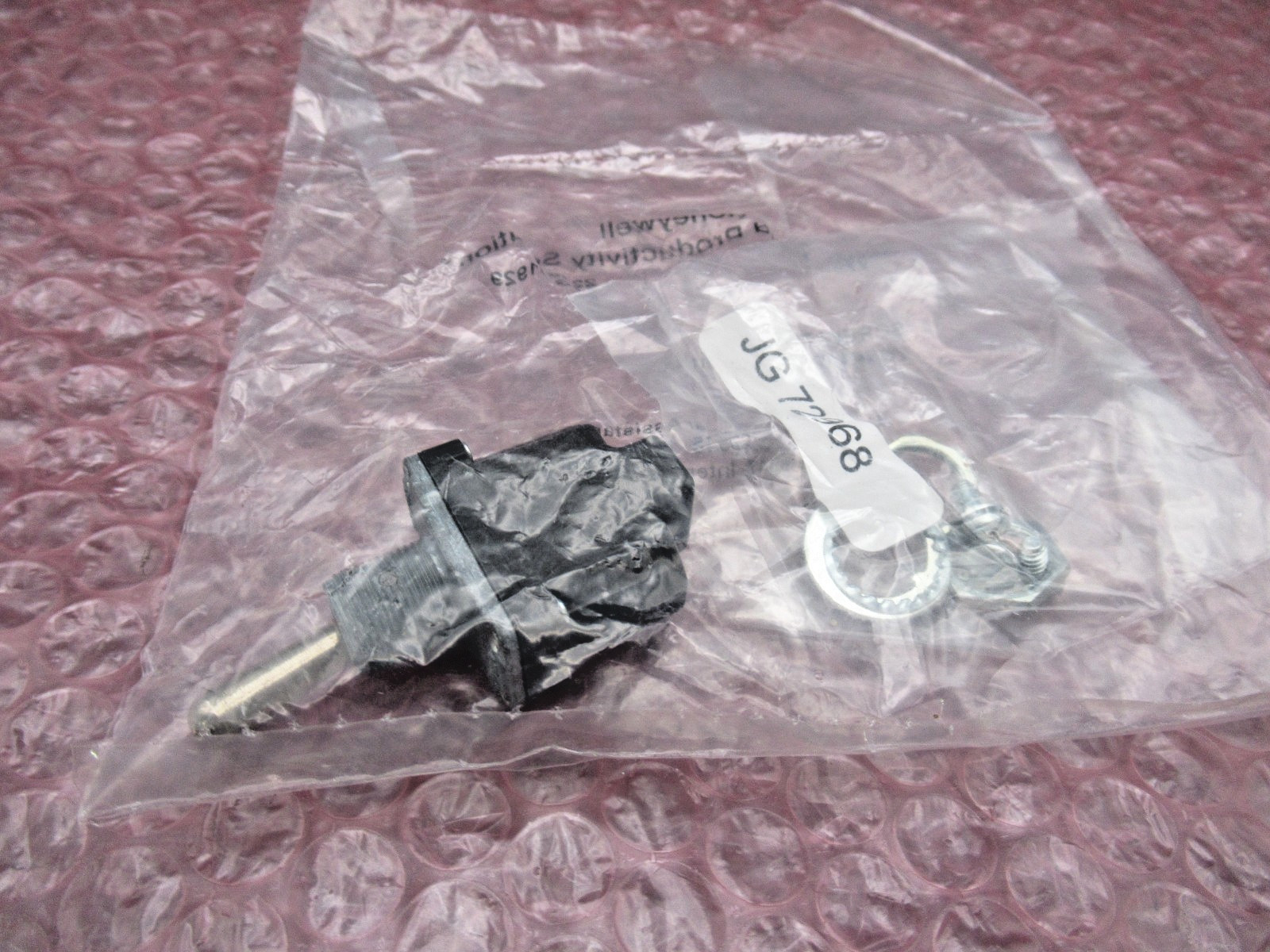 HONEYWELL 1NT1-3 ON-ON 2 Position Toggle Switch 15A 277V *SEALED*