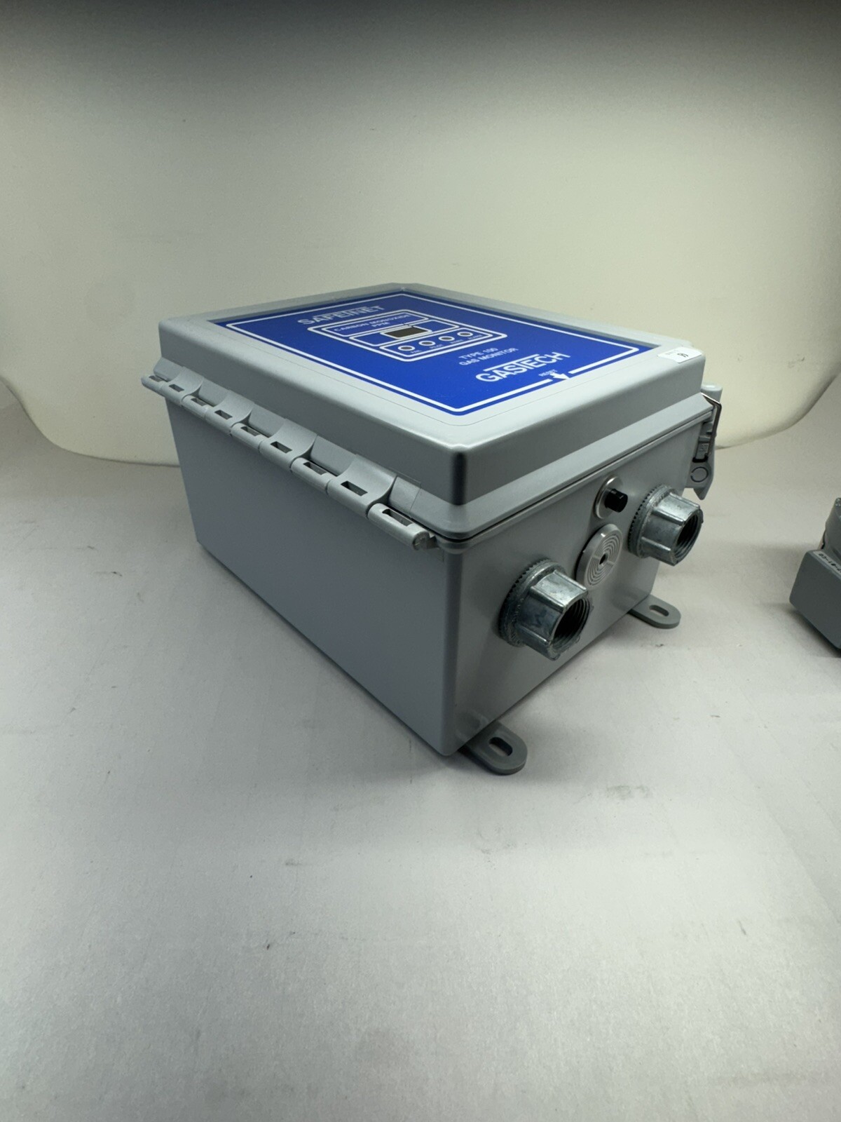 GASTECH SAFETNET TYPE 100 GAS MONITOR 72-1300-01 W/ SENSOR 57-7210 EXPLOSION NEW