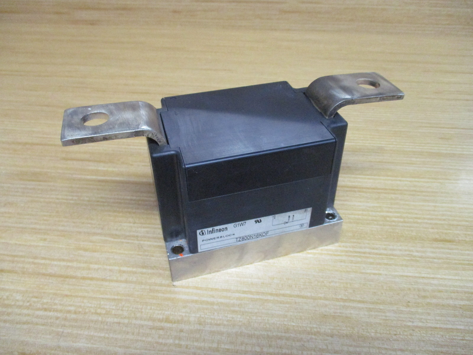Infineon TZ800N16KOF Single Thyristor Module 70mm (Pack of 3)