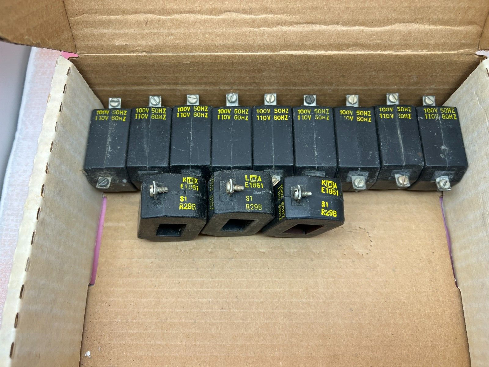 Square D, E1861 S1 R29B, 110V 60Hz, 100v 50Hz, New, Fast Tracked Shipping
