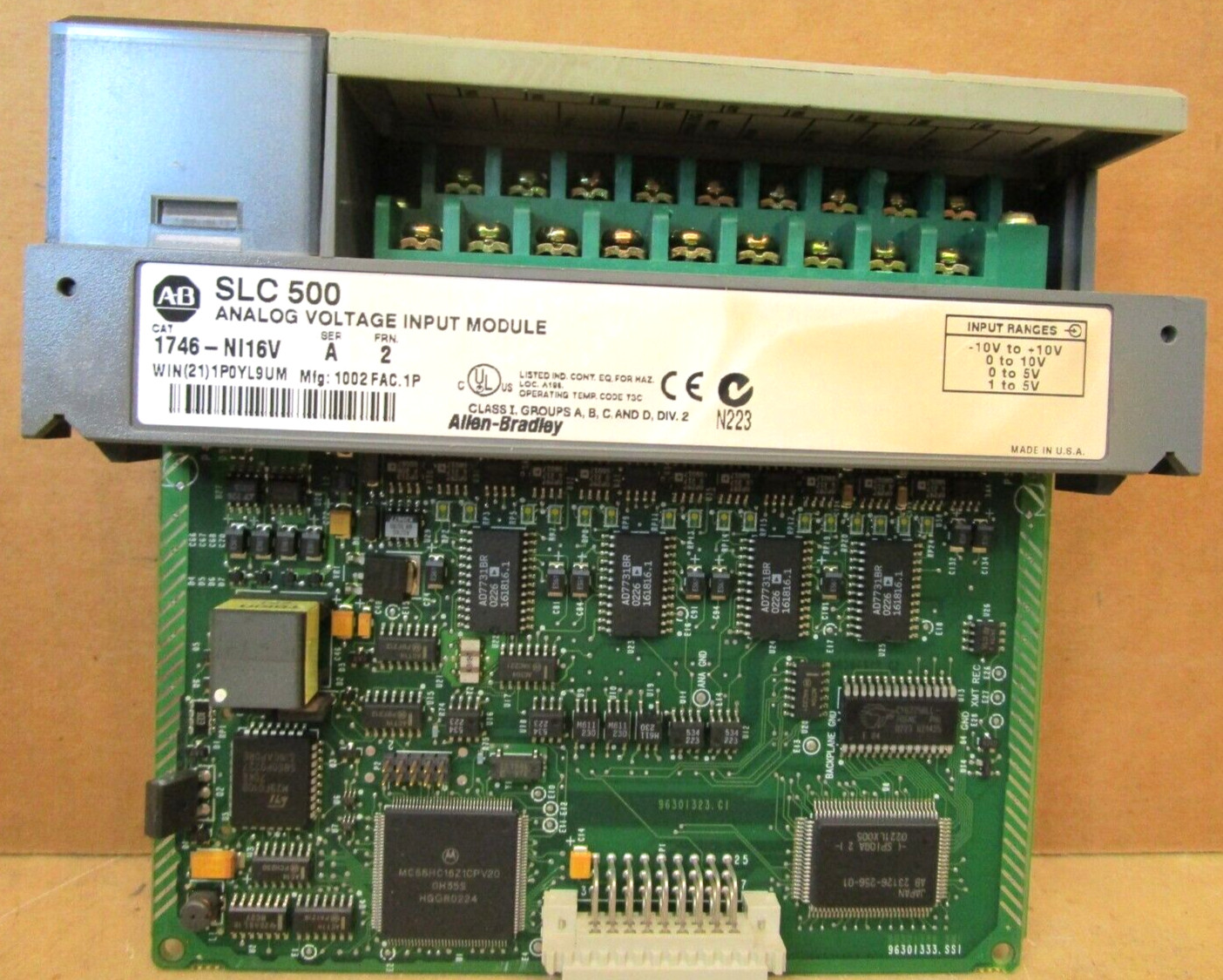 Allen-Bradley SLC500 5/04 1746-P2 1747-L541 1746-NI16V 47689HM