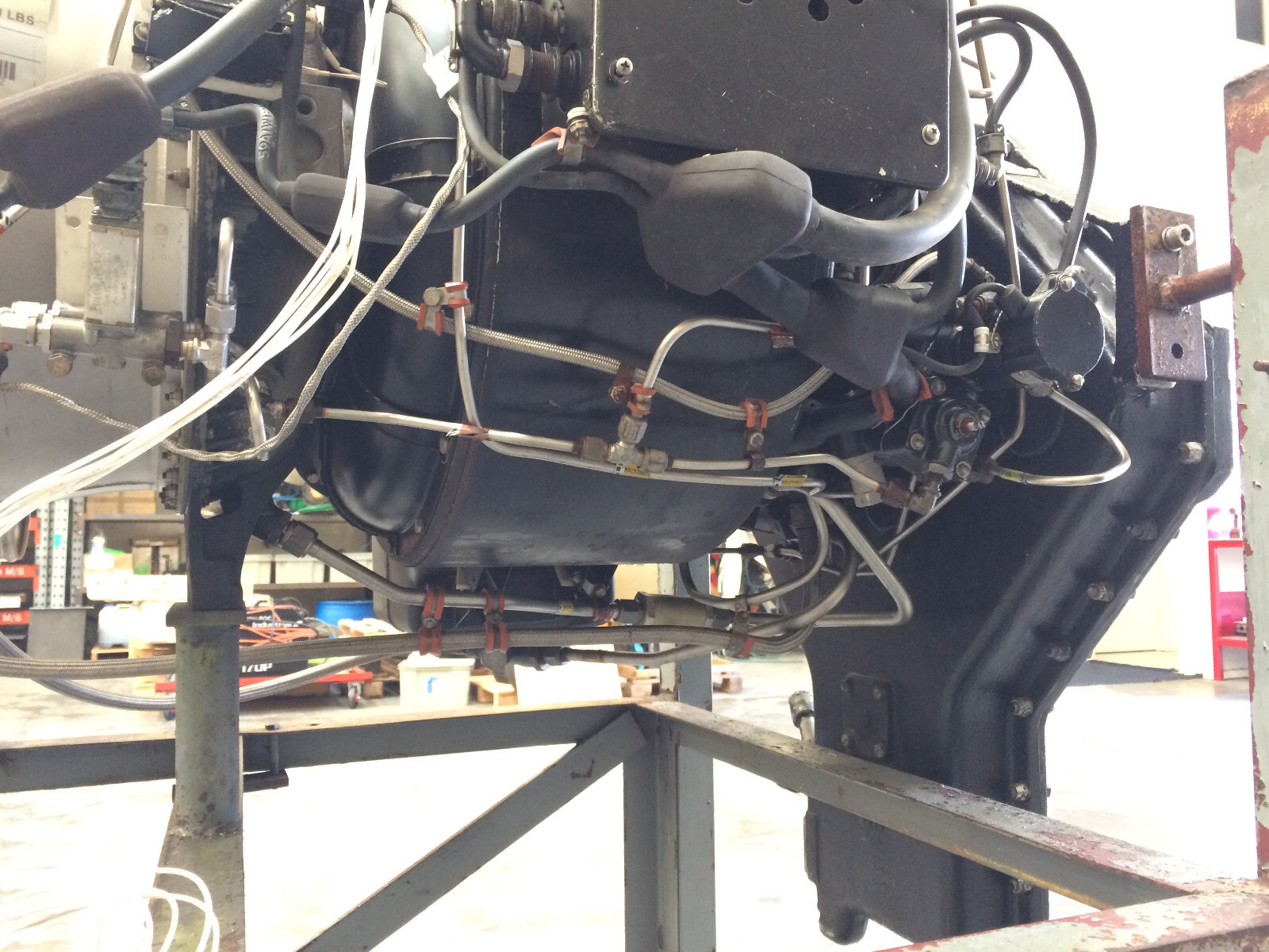 Garrett Airesearch GTCP85-102 gas turbine engine AC+DC GENERATORS 39 HOURS TSO