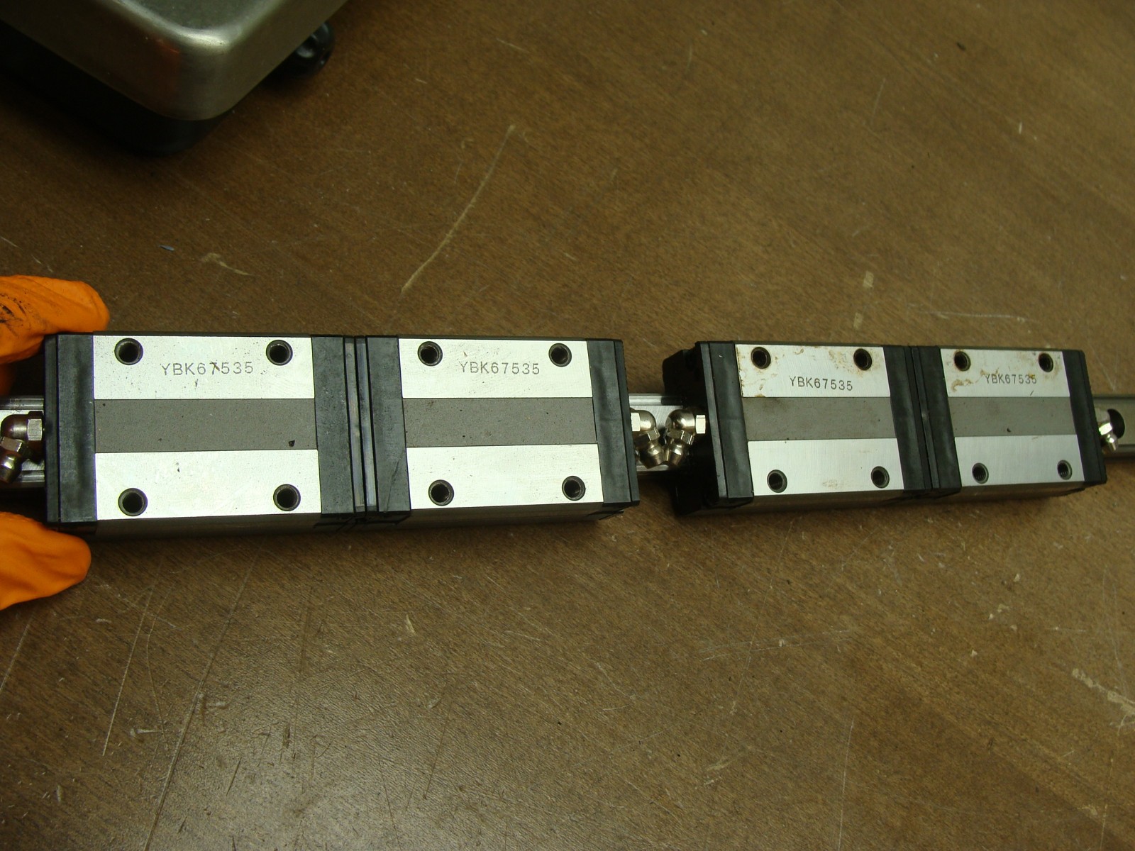 THK MINIATURE CAGED BALL LM GUIDE SYSTEM SRS12M 32″ L RAIL 4 LINEAR BEARINGS