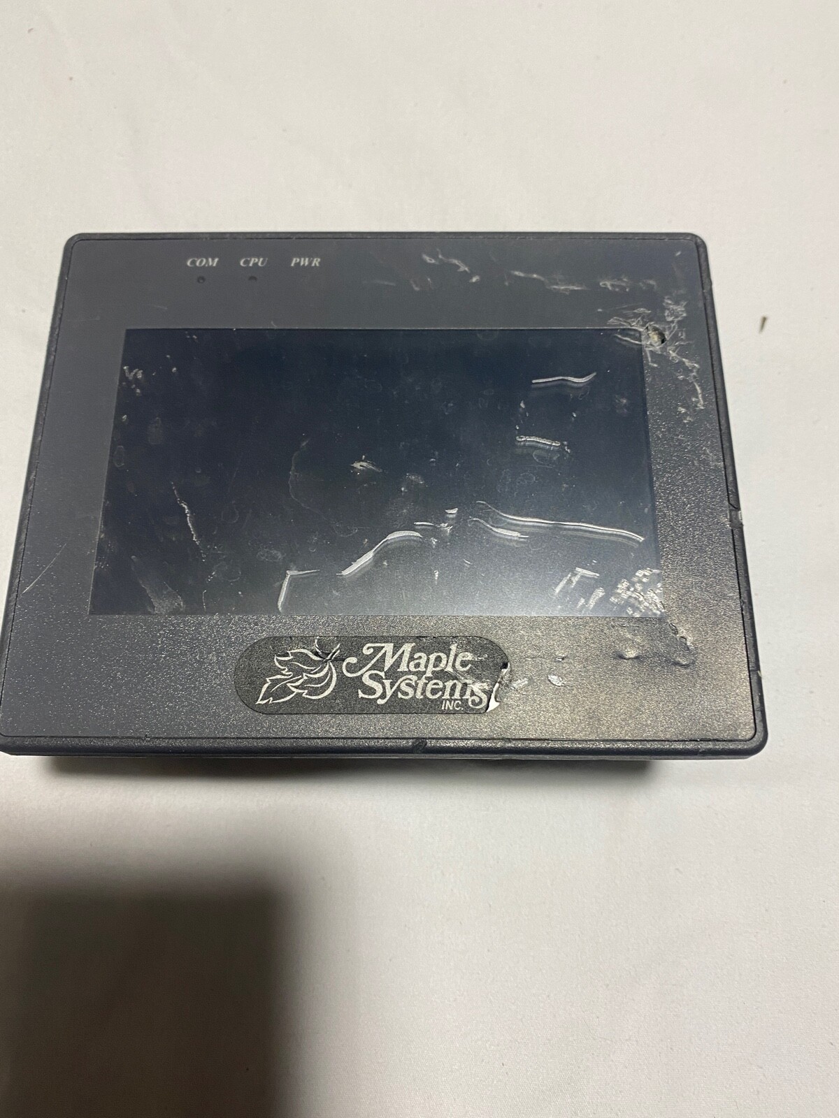 MAPLE SYSTEMS HMI504T / HMI504T. ( screen scratched)