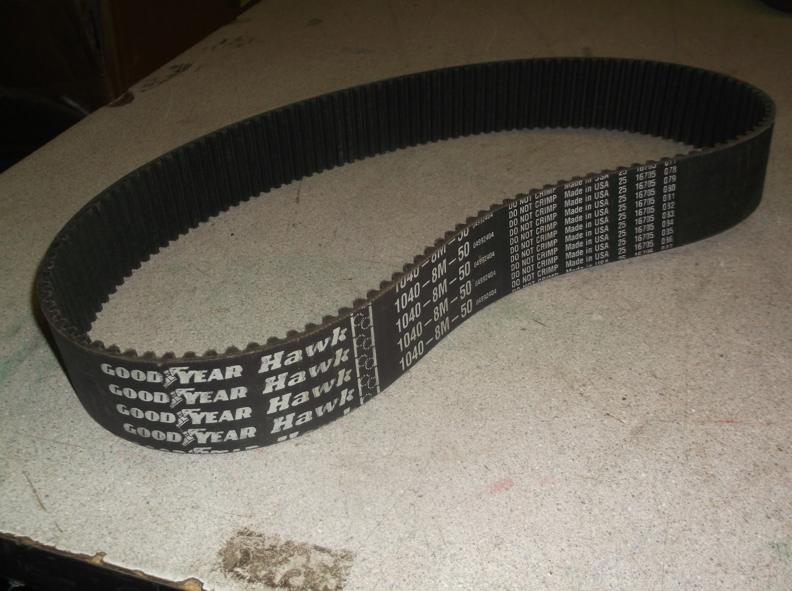 Goodyear Hawk 1040-8M-50 gearbelt 04992404 25 16705 *FREE SHIPPING*