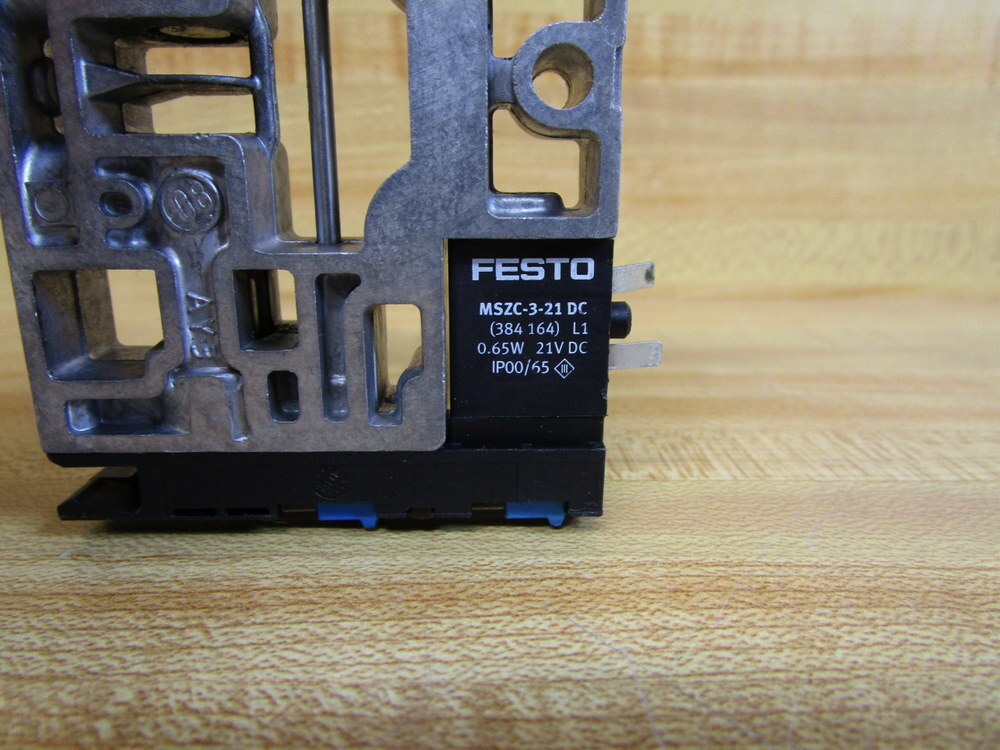Festo 161 362 Valve Terminal CPV14-M1H-2X3-GLS-1/8 W/Out Fittings