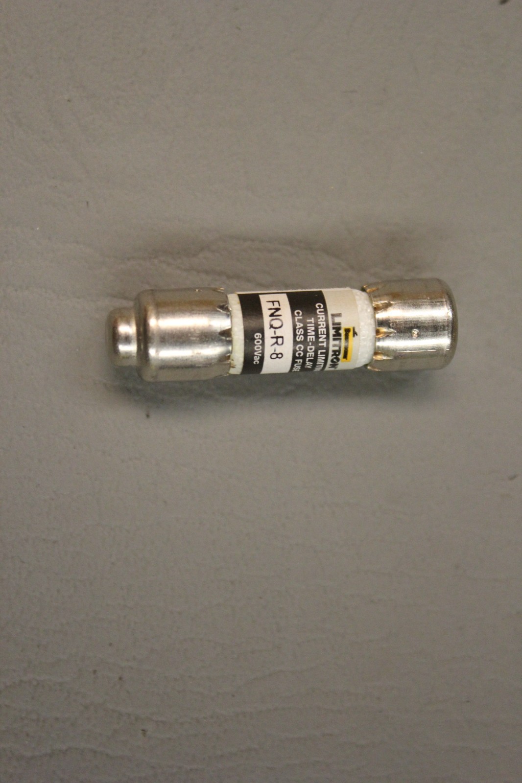 BOX OF 8 BUSSMANN FUSES FNQ-R-8