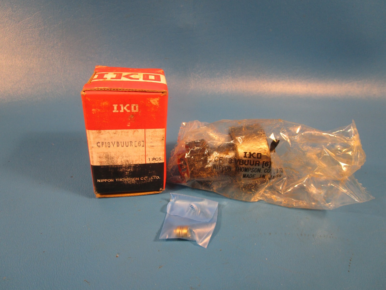 IKO CF18VBUUR, Cam Follower Bearing, 40mm Roller Dia, 20 mm Roller Width, Sealed
