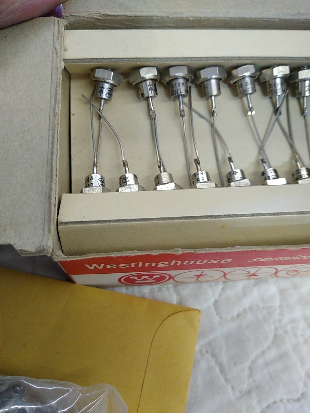 Lot of 30 NEW OLD STOCK! WESTINGHOUSE SEMICONDUCTORS 508C305H20 1N1444 303 N.O.S