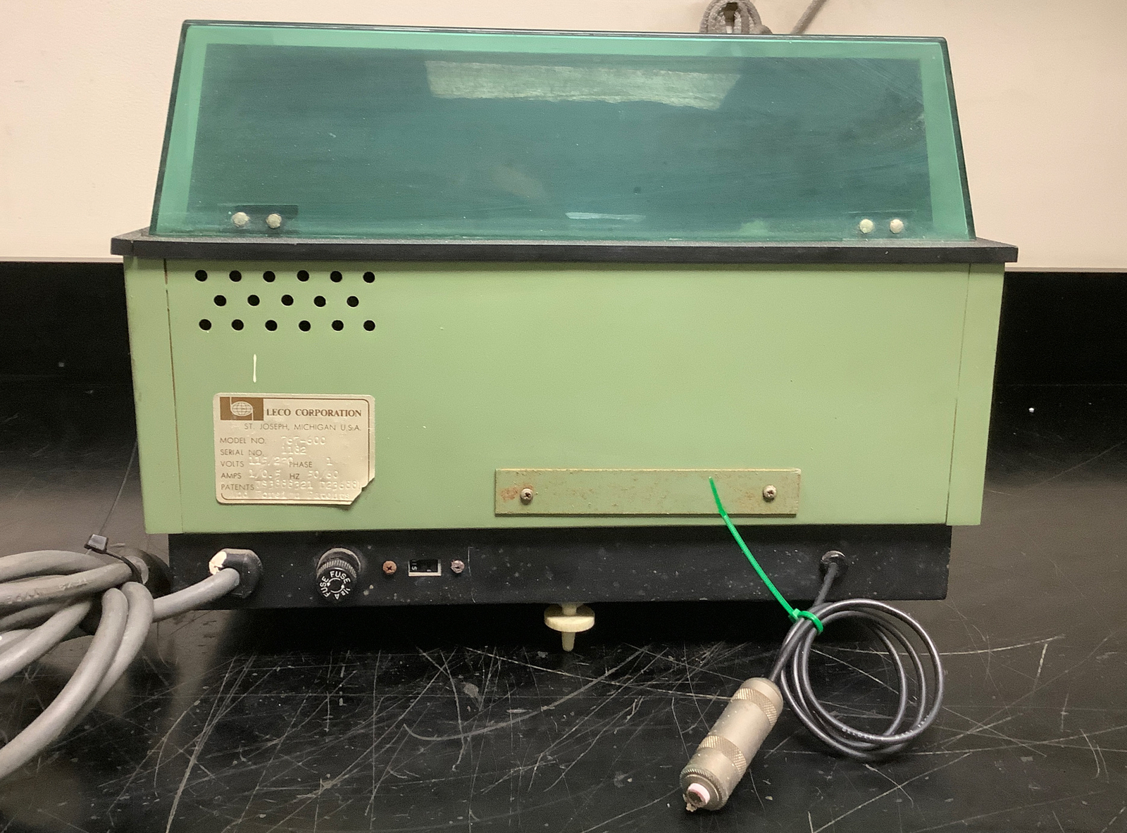 LECO CORP Model 767-600 Electronic Balance