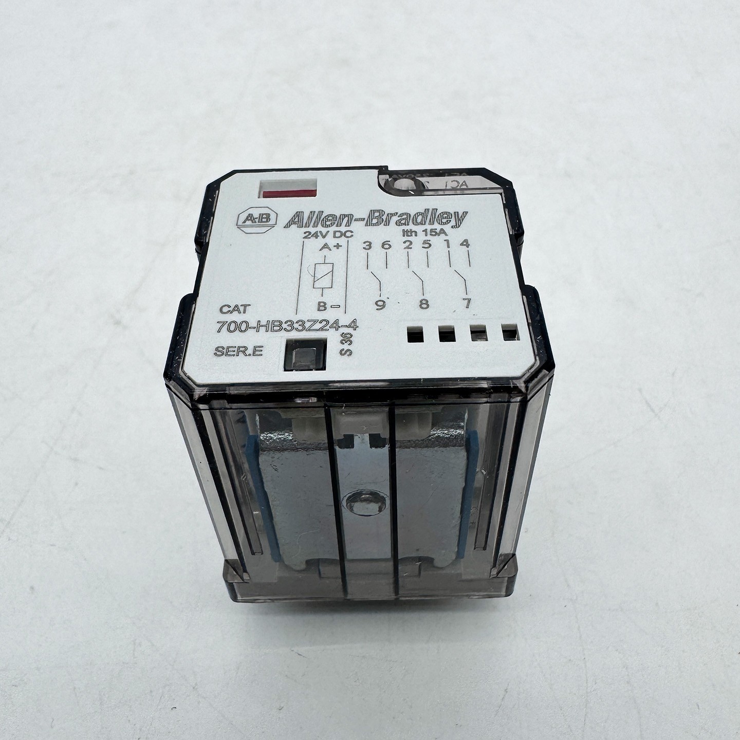 700-HB33Z24-4 24V DC GP Tall Square Base Relay New Original 700HB33Z244