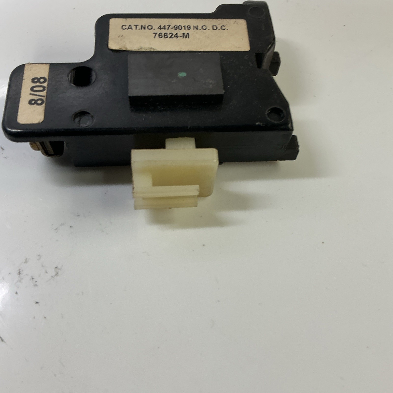447-9019 auxilrry contact AB-570